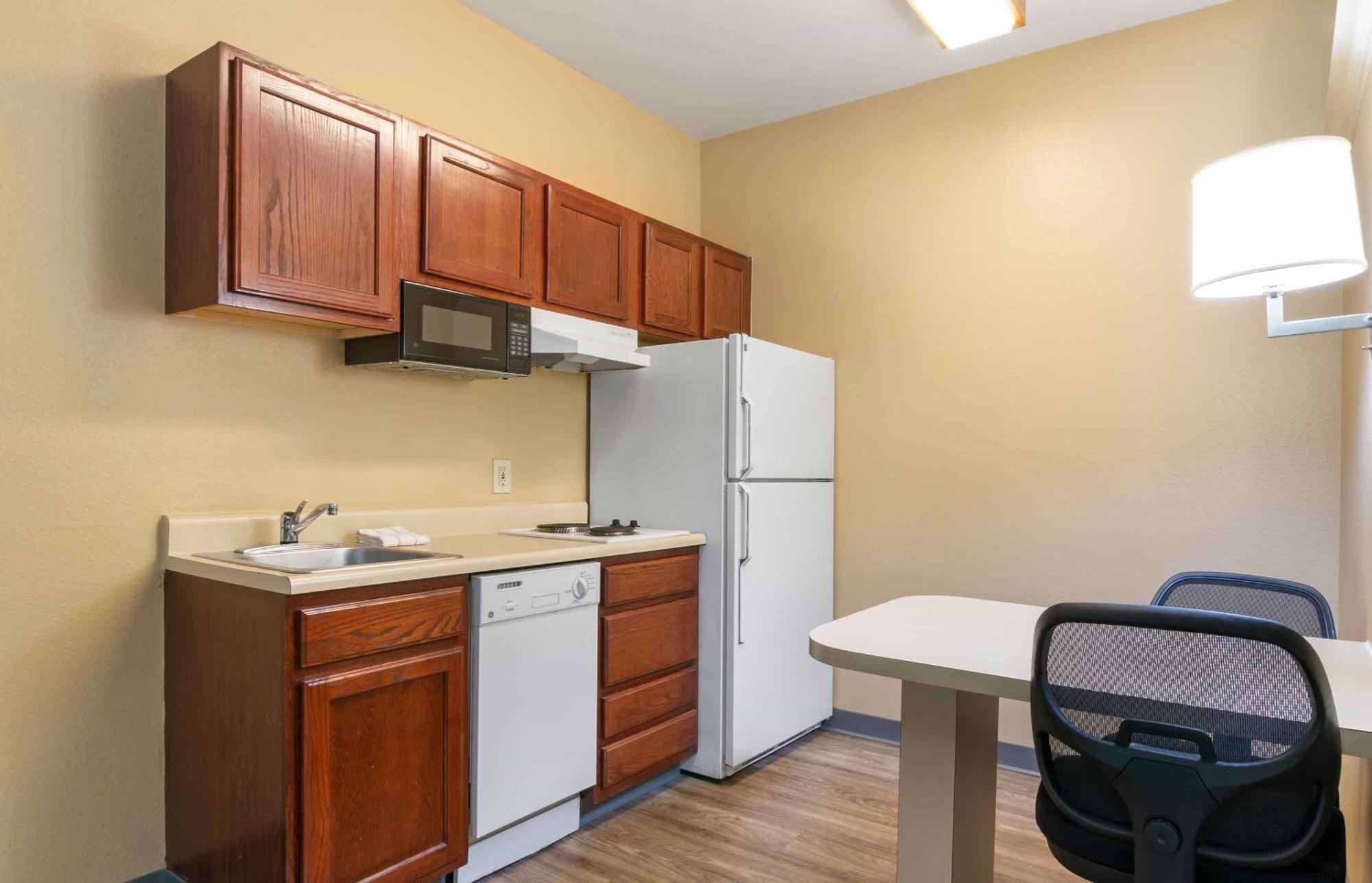 Extended Stay America Suites - Kansas City - Overland Park - Metcalf Ave Kültér fotó